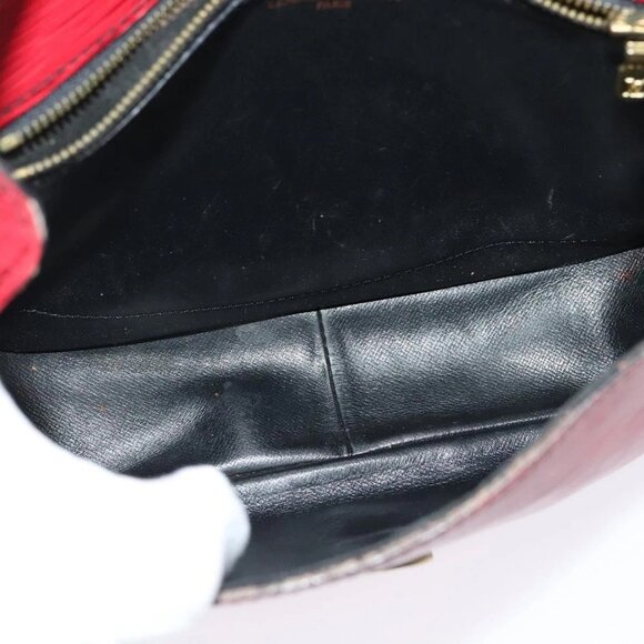 LOUIS VUITTON Epi Saint Cloud GM Shoulder Bag Red M52197 LV Auth 137330 - Picture 8 of 16